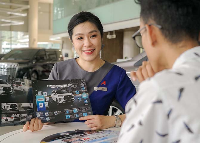 Auto2000 Berikan Solusi Hijrah dari Mobil ICE ke Elektrifikasi Toyota