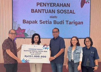 FIFGROUP Berbagi Kasih Natal dan Tahun Baru untuk 35 Panti Asuhan