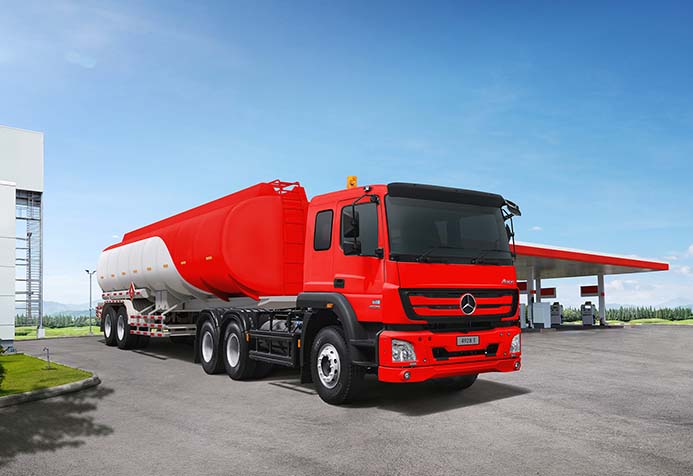 Pertamina Patra Niaga dan PT Daimler Commercial Vehicles Indonesia Tandatangani MoU General Maintenance Mobil Tangki