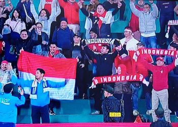 METAMORFOSIS INDONESIA: Skema dan “Total Football” Kluivert