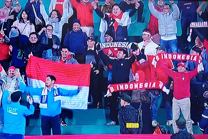 METAMORFOSIS INDONESIA: Skema dan “Total Football” Kluivert