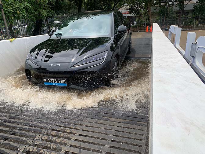 BYD Sealion 7 Sematkan Keamanan Canggih dan Teknologi Cerdas dalam Berkendara