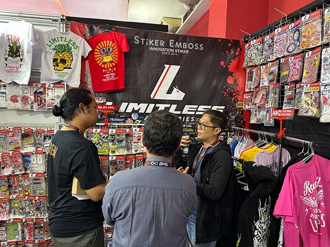 Hadir di IIMS 2025, Stiker Embos Limitless Siap Dukung Perkembangan Industri Otomotif