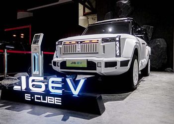 Hanya Dalam 2 Bulan, Chery J6 EV Sanggup Menembus 1.200 Unit Penjualan