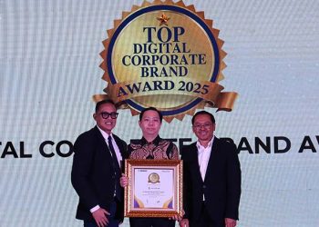 FIFGROUP Raih Penghargaan Top Digital Corporate Brand Award 2025