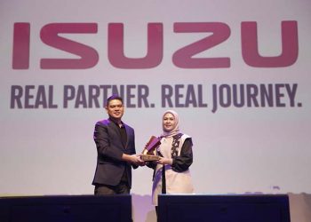 Isuzu Raih Penghargaan TOP Brand dan WOW Brand Di Awal Tahun 2025