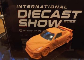 Pecinta Diecast Menyulap Panggung Kecil Bertajuk Road2IAM Drivers & Collectors Meeting