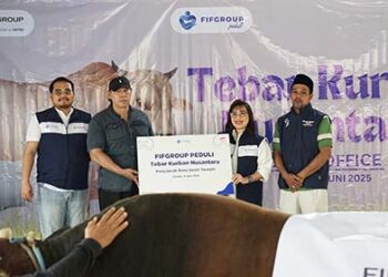 FIFGROUP Peduli Tebar Kurban Sapi dan Kambing Hingga Pelosok Negeri