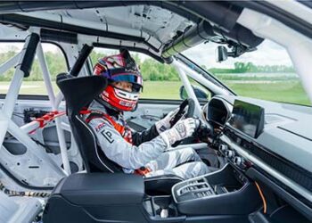 Honda CR-V e:FCEV Jadi Mobil Hidrogen Pertama di Pikes Peak, Debut Bersama Acura Integra Type S HRC Prototype