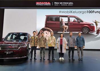 Honda Hadirkan STEP WGN e:HEV untuk Keluarga Modern dengan 100 Fungsi