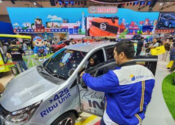 Astra Financial dan Daihatsu Soroti Pembeli Mobil Pertama dan Kelebihan Mobil LCGC Pilihan Konsumen Muda
