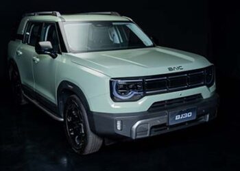 BAIC BJ30 Hybrid Sukses Curi Perhatian di GIIAS 2025