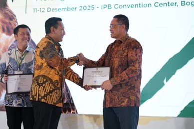Berkah Lestarikan Elang Jawa, PGE Raih Penghargaan Menteri Kehutanan