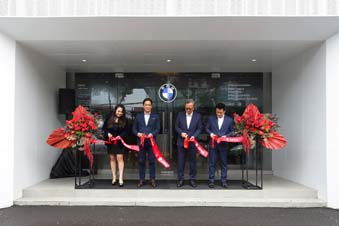 BMW Group Indonesia dan BMW Astra Resmikan Diler Dengan Konsep Retail.Next: BMW Astra Mampang