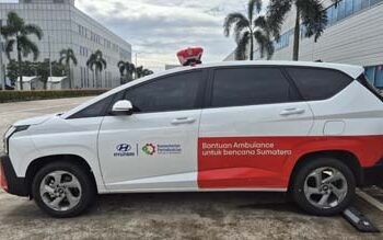 Dukung Penanganan Bencana di Sumatera, Hyundai Donasikan Ambulans Hyundai Stargazer Cartenz