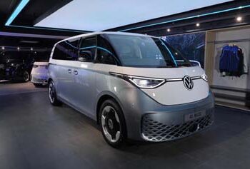 Volkswagen Luncurkan ID. Buzz BOZZ White Signature Edition