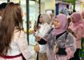 Rayakan Hari Kartini, FIFGROUP Ajak Perempuan Kenali Potensi Diri dengan Aktivasi Interaktif di MRT Blok M