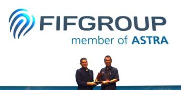 FIFASTRA Raih Silver WOW Brand 2026 Kategori Motorcycle Leasing