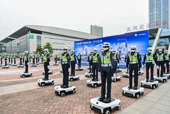 Robot Polisi Pintar Chery Mulai Turun ke Jalan, Masa Depan Mobilitas Kini Terasa Makin Dekat