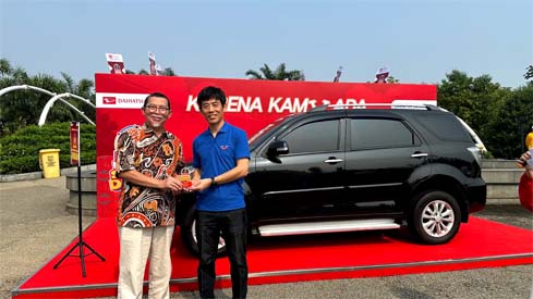 Kisah Loyalitas 14 Tahun Bersama Terios, Pelanggan Ini Tempuh 109 Ribu Km Jadi Sorotan di Daihatsu Kumpul Sahabat