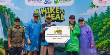 Rayakan HUT ke-37, 124 Karyawan FIFGROUP Naik Gunung, Hasilnya Bikin Kagum: 240 Kg Sampah Terangkat dan 4 Toilet Umum Berdiri