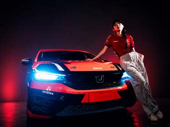 Dari Ratu Drift ke Balap Touring, Mampukah Rachel Cia Bersinar di Mandalika?