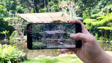 Cuma Bawa Satu HP Saat Traveling? Galaxy A57 5G Punya Fitur yang Bikin Kaget