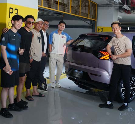 Bikin Heboh! Fitur Parkir Otomatis BAIC T1 Sukses Bikin Anji hingga Willie Salim Takjub