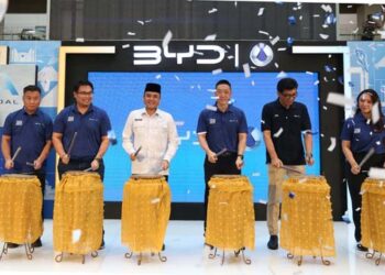 BYD Bikin Heboh Bandung, MPV M6 DM Diklaim Cuma Butuh Rp262 per Km