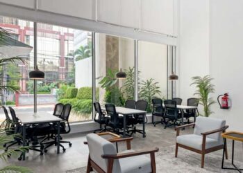 Riset Global: AI Salip Laptop, Jadi Inovasi Kantor Paling Berpengaruh dalam 300 Tahun