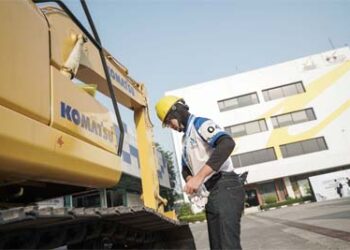 United Tractors Cetak Talenta Baru Teknik Alat Berat, Perempuan Jadi Juara