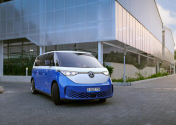 Dari Kombi ke ID. Buzz, Begini Cara Volkswagen Menghidupkan Ikon di Era Listrik