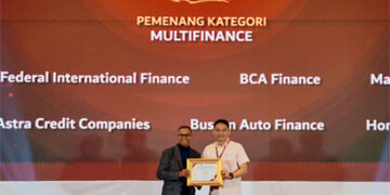 Kepercayaan Publik Menguat, FIFGROUP Raih Trusted & Populer Brand di Disway Awards 2026