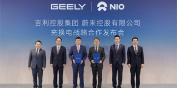 Geely Gandeng NIO, Perang Battery Swapping dan Charging EV Masuk Babak Baru