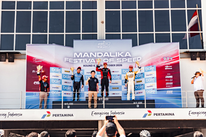Honda Racing Indonesia Gaspol Sapu 5 Gelar Juara Nasional di Mandalika, Alvin Bahar dan Talenta Muda Unjuk Taring