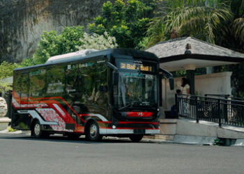 Hyundai Gaspol Elektrifikasi Transportasi Bali: 11 Bus Listrik County EV Diserahkan, Sekali Cas Tempuh 200 Km