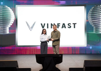 VinFast VF MPV 7 Pamer Taring di Pasar MPV Listrik: Raih Penghargaan 2026, Tawarkan Kabin Lega dan Garansi Menarik