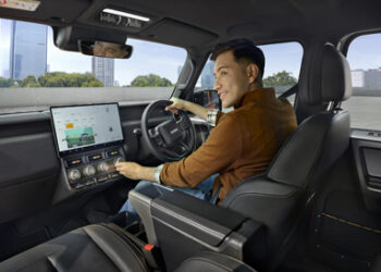 iCAR V23 Bikin SUV Listrik Naik Kelas! Layar 15,6 Inci Bisa Terhubung ke Nintendo Switch